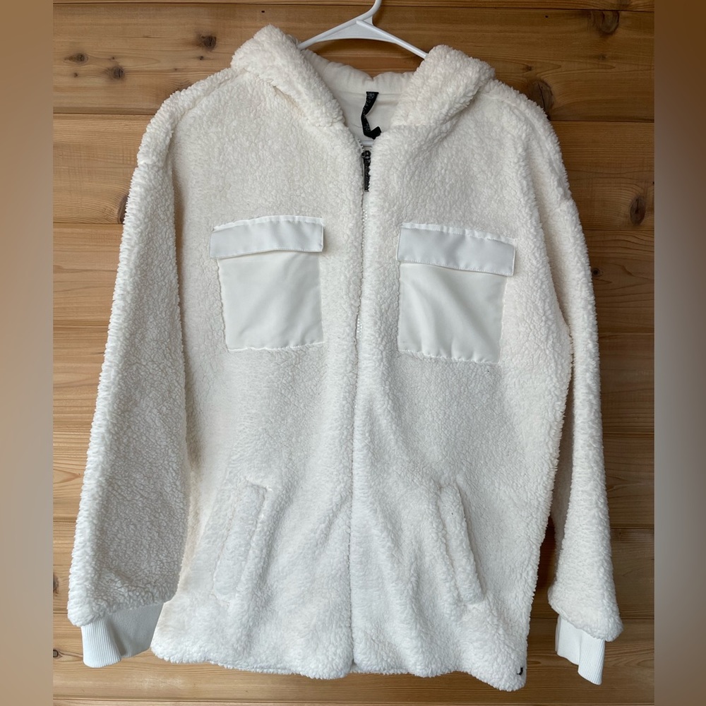69 Gaiam Small White Zipper Up Hoodie